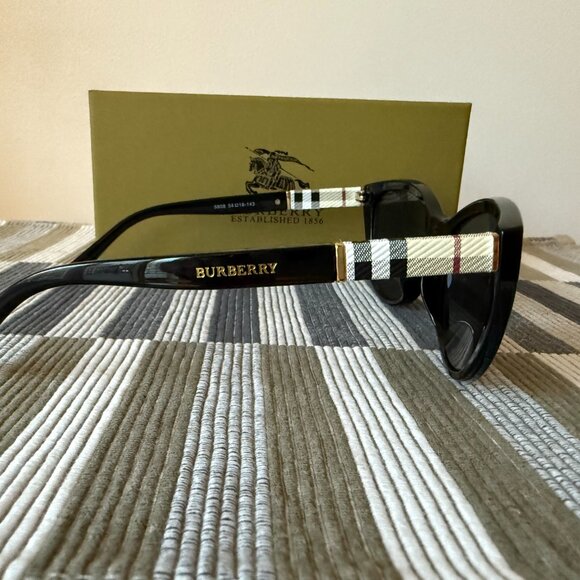 Burberry CatEye Sunglasses - Picture 3 of 4